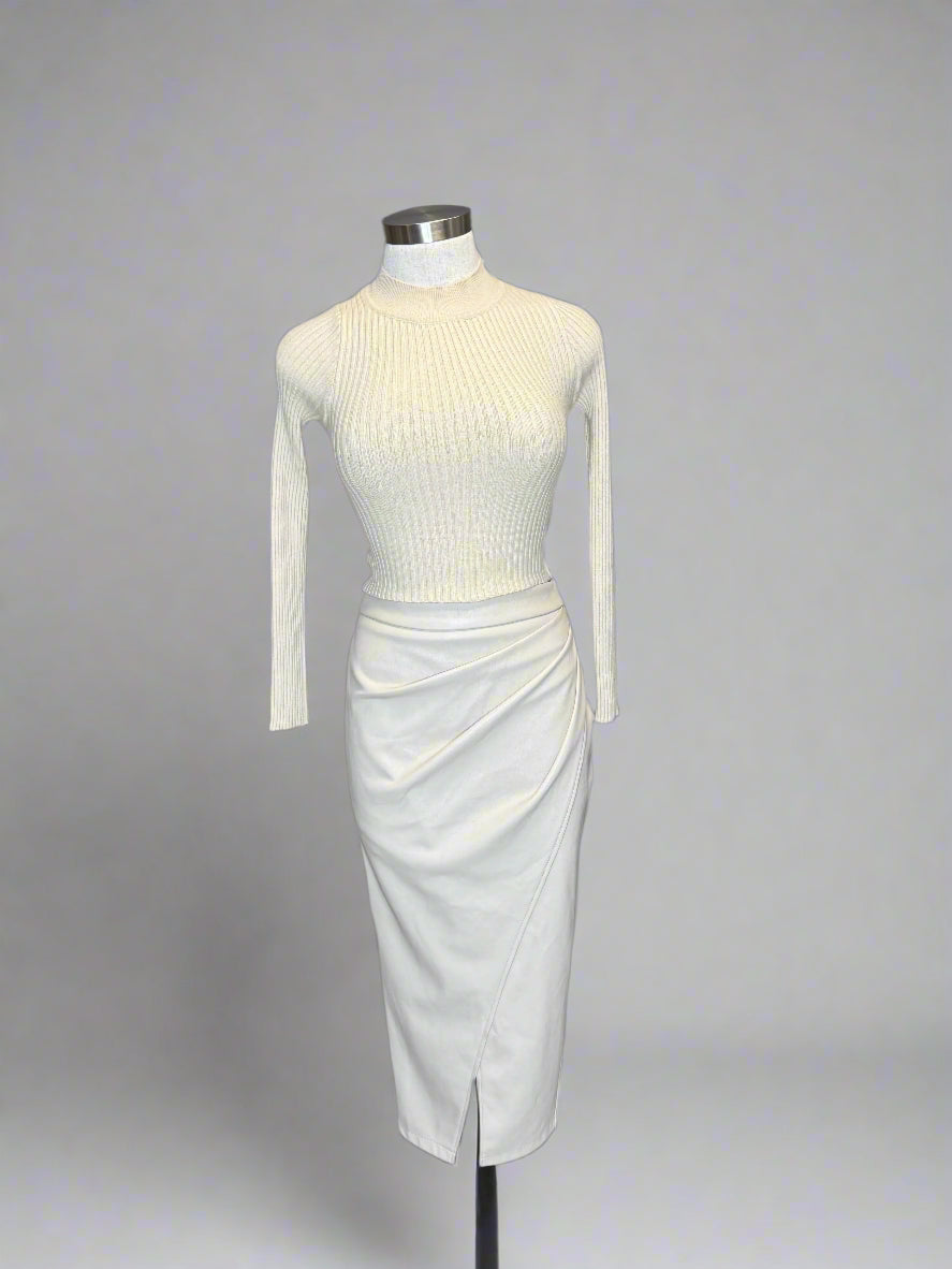 Knit Long Sleeve Open Back Top